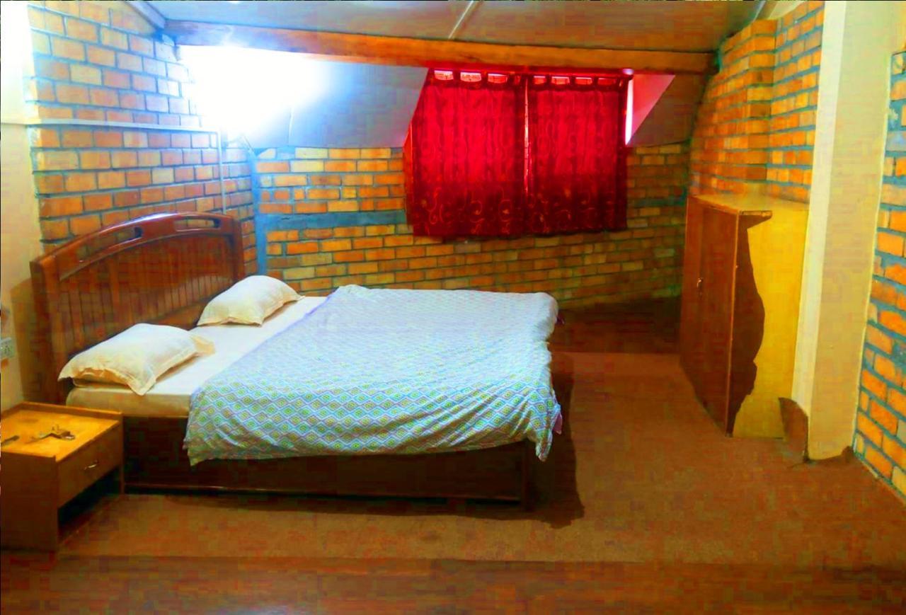 The Alpine Guest House Kasol Exterior foto