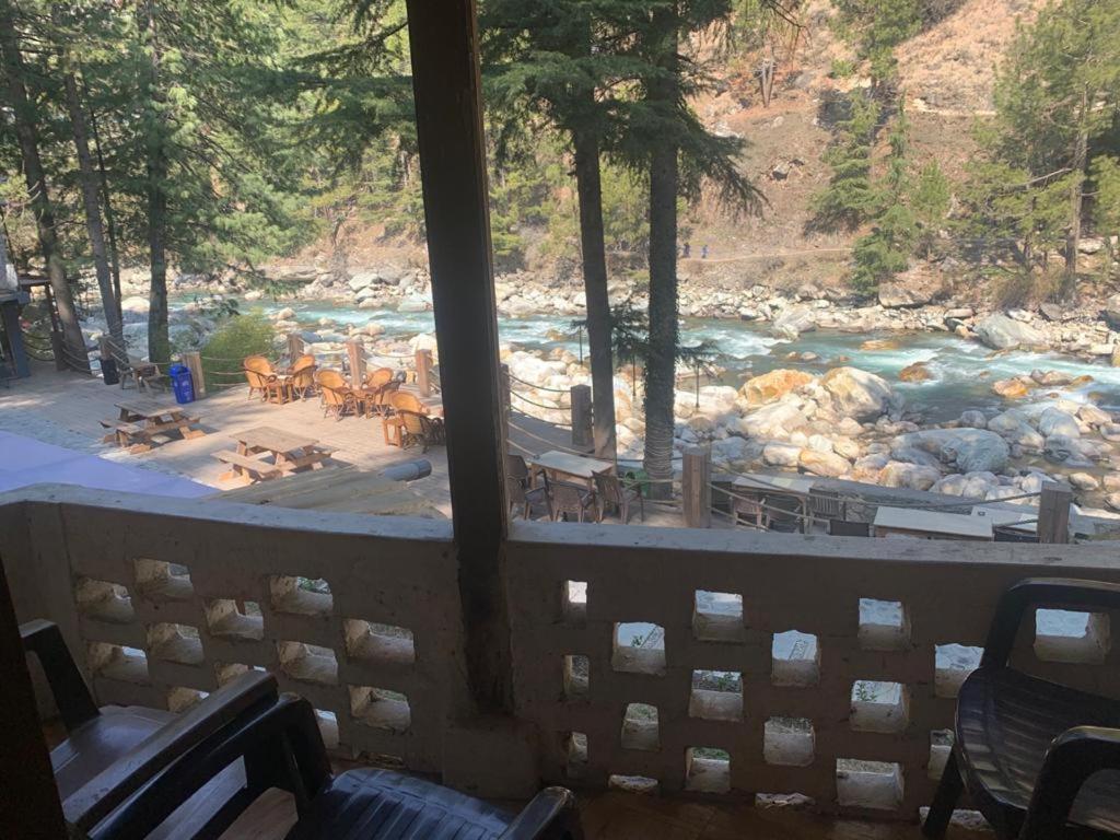 The Alpine Guest House Kasol Exterior foto